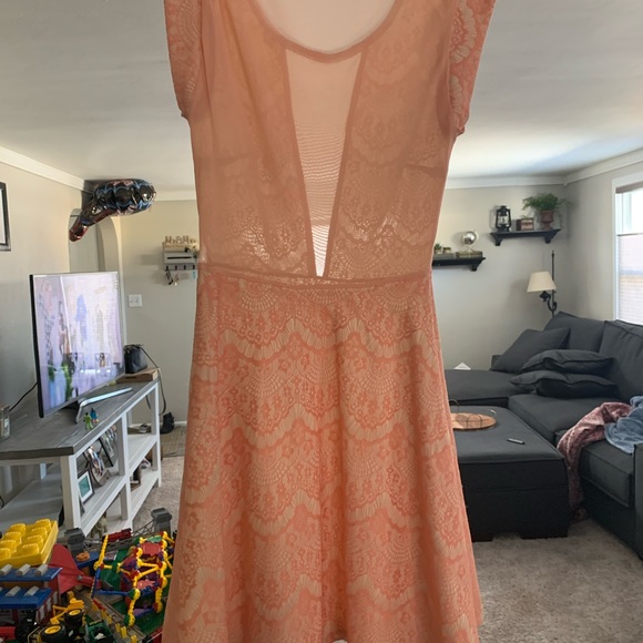 Akira dress - Picture 2 of 3